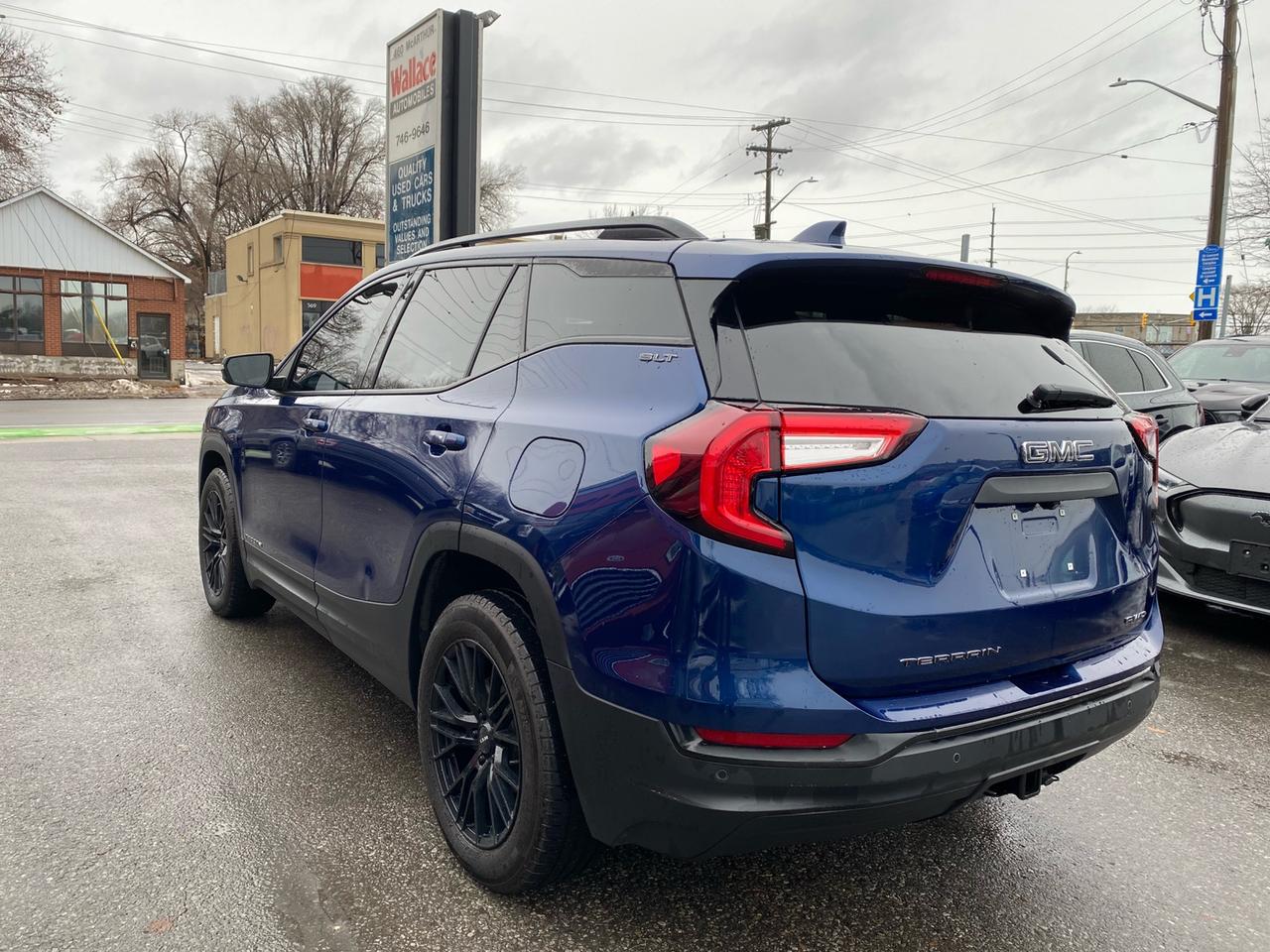 2022 GMC Terrain SLT | AWD | LOW KMS ***SOLD*** Photo