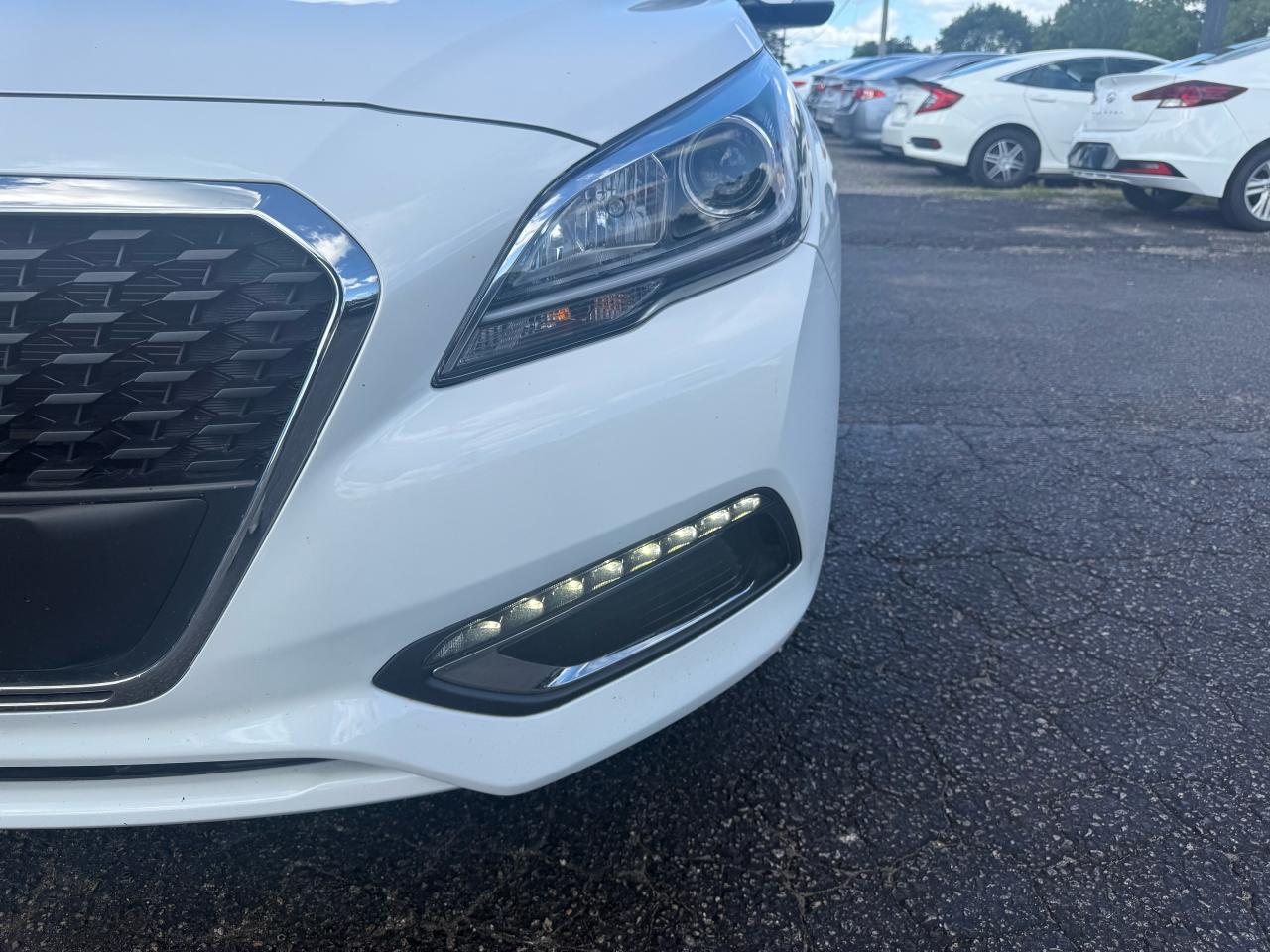 2016 Hyundai Sonata Hybrid Limited Photo9