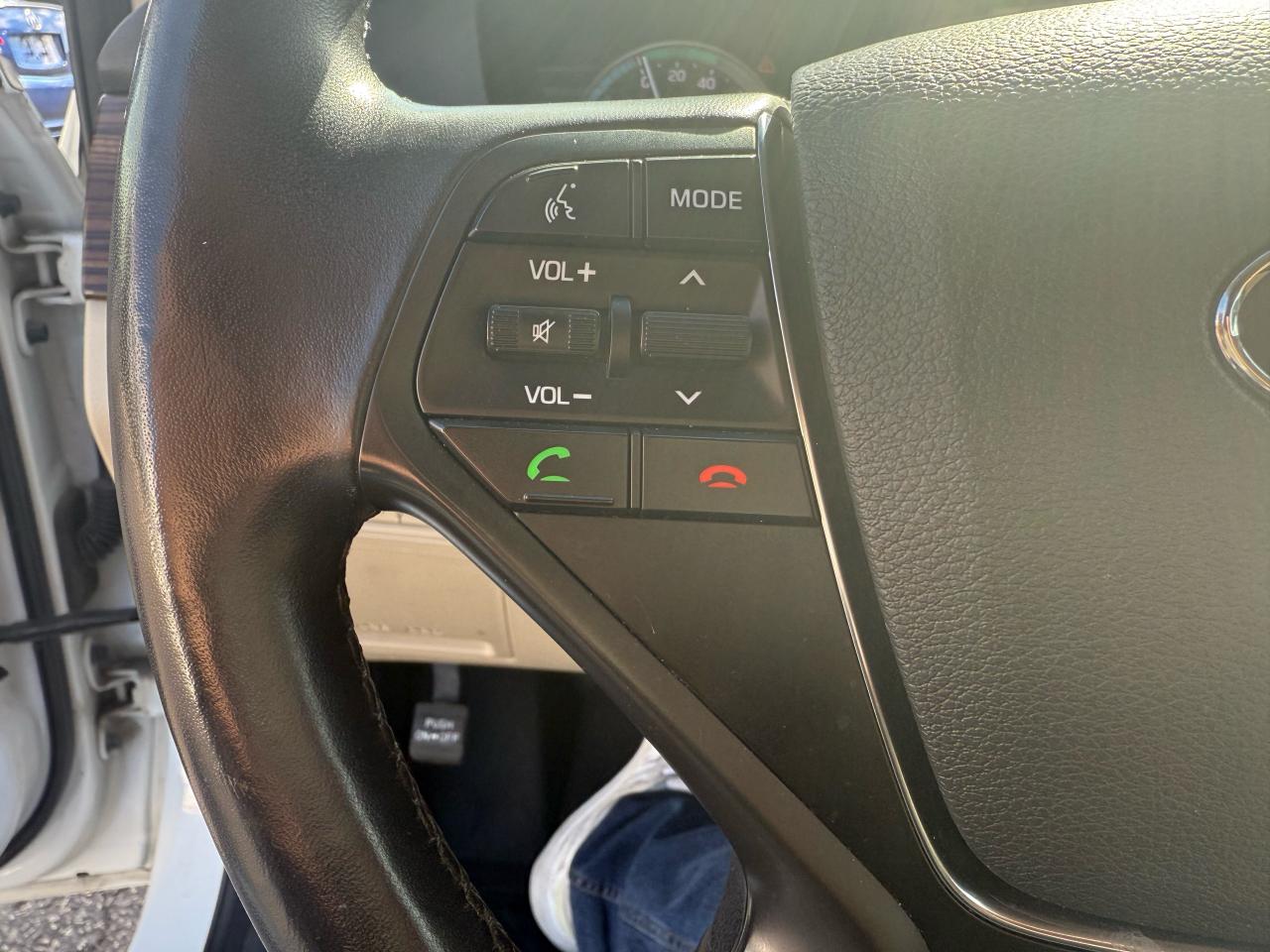 2016 Hyundai Sonata Hybrid Limited Photo