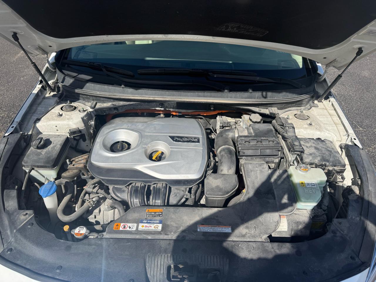 2016 Hyundai Sonata Hybrid Limited Photo25