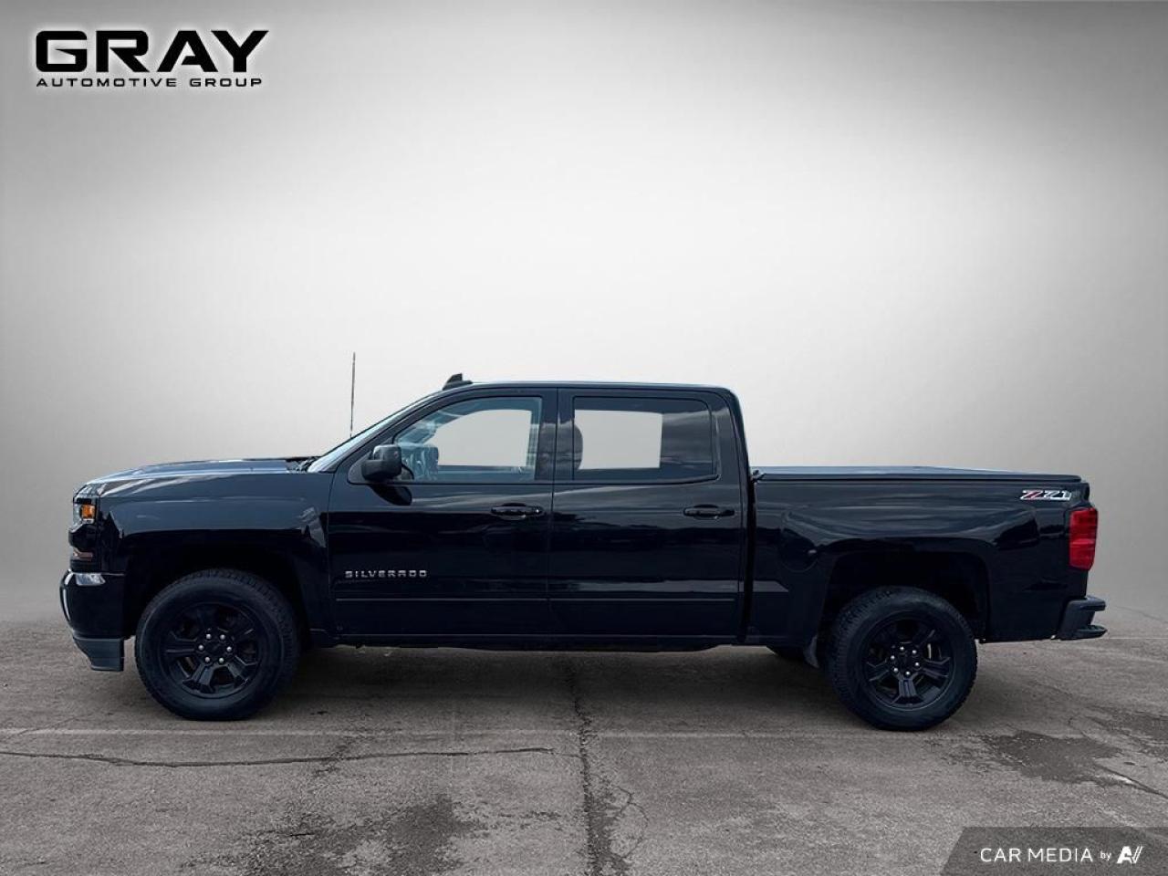 2017 Chevrolet Silverado 1500 LT w/2LZ Z71/4x4 - Photo #2