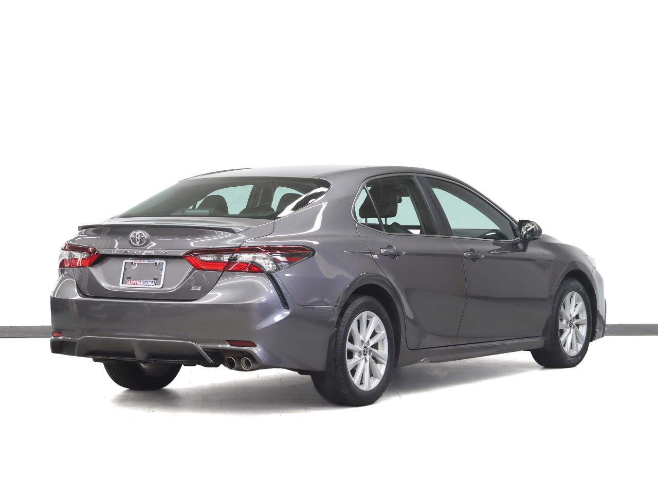 2022 Toyota Camry SE | Leather | LaneDep | Heated Seats | CarPlay