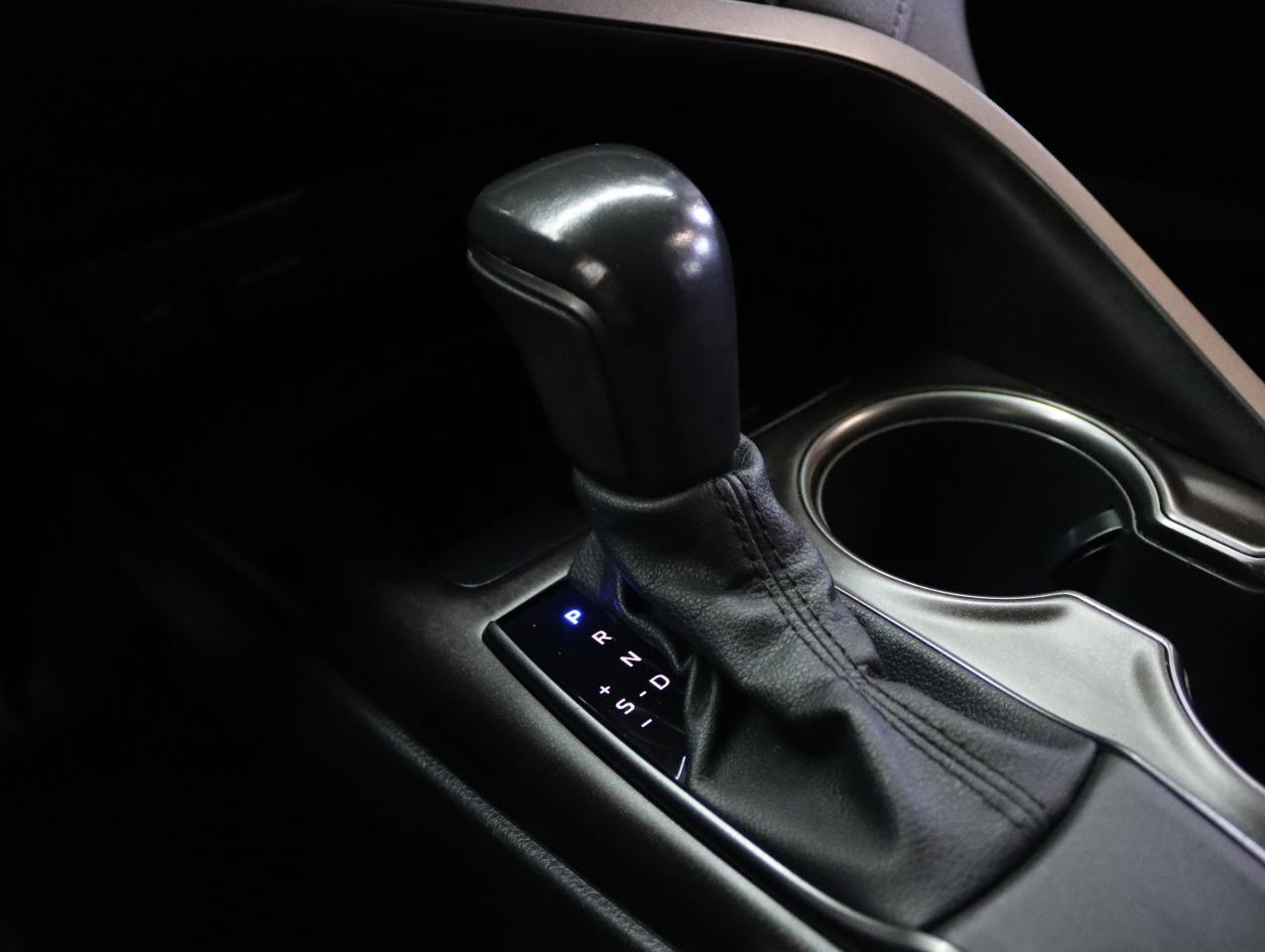 2022 Toyota Camry SE | Leather | LaneDep | Heated Seats | CarPlay