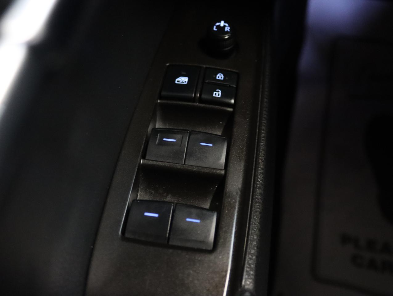 2022 Toyota Camry SE | Leather | LaneDep | Heated Seats | CarPlay