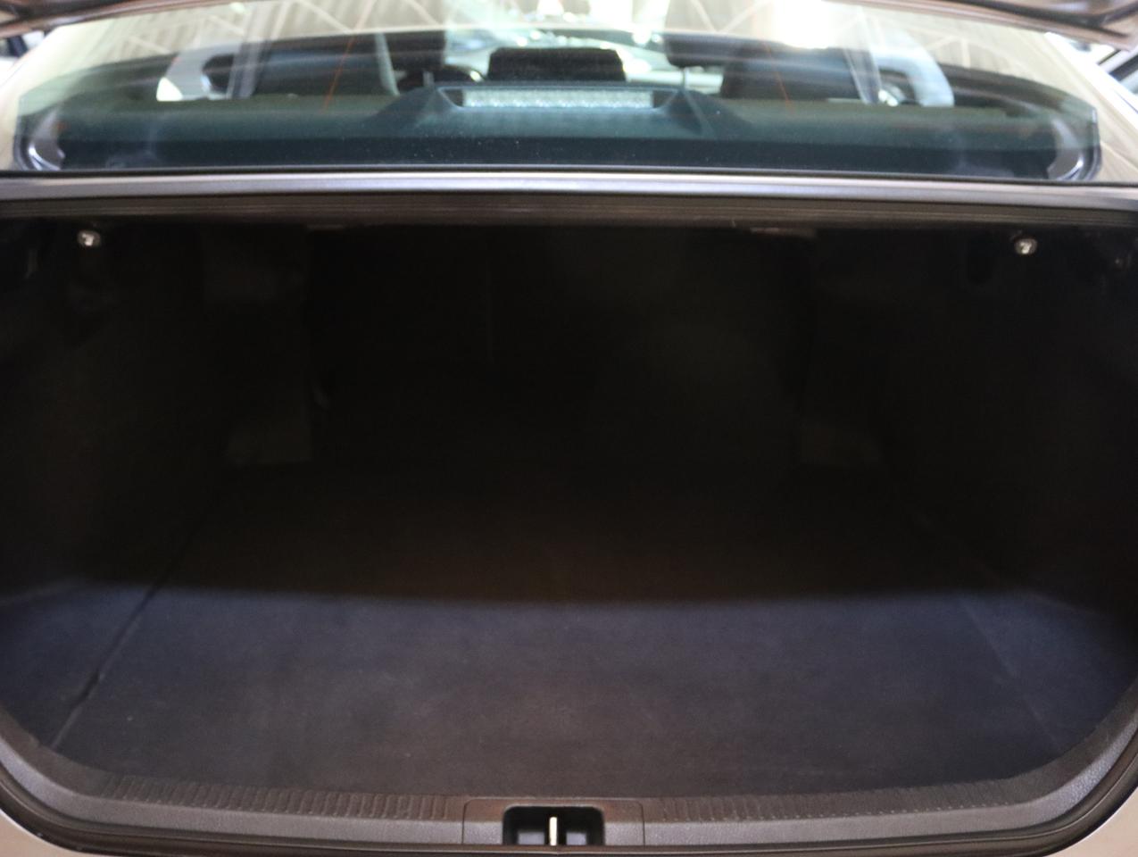 2022 Toyota Camry SE | Leather | LaneDep | Heated Seats | CarPlay