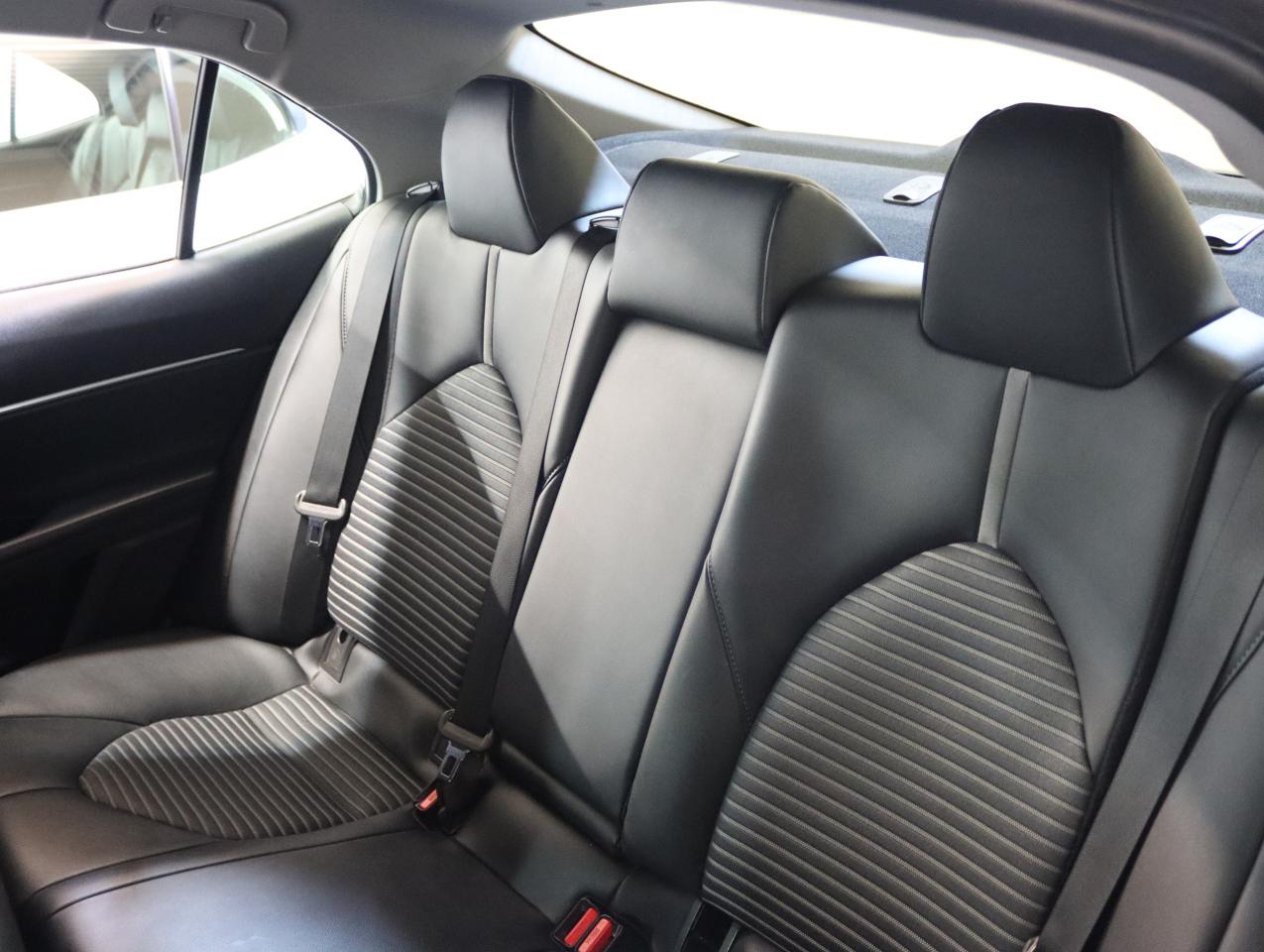 2022 Toyota Camry SE | Leather | LaneDep | Heated Seats | CarPlay