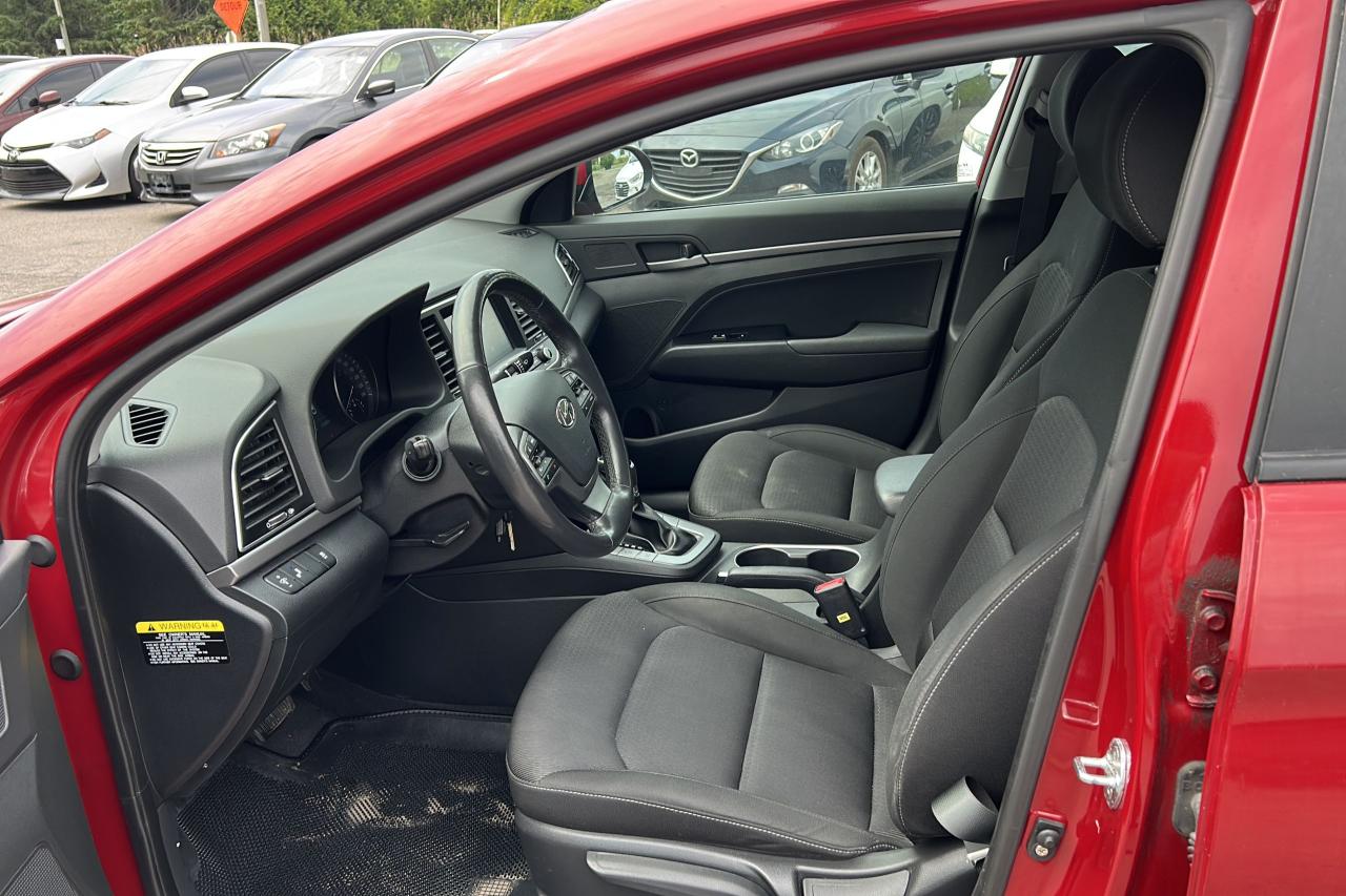 2017 Hyundai Elantra GL - Photo #9
