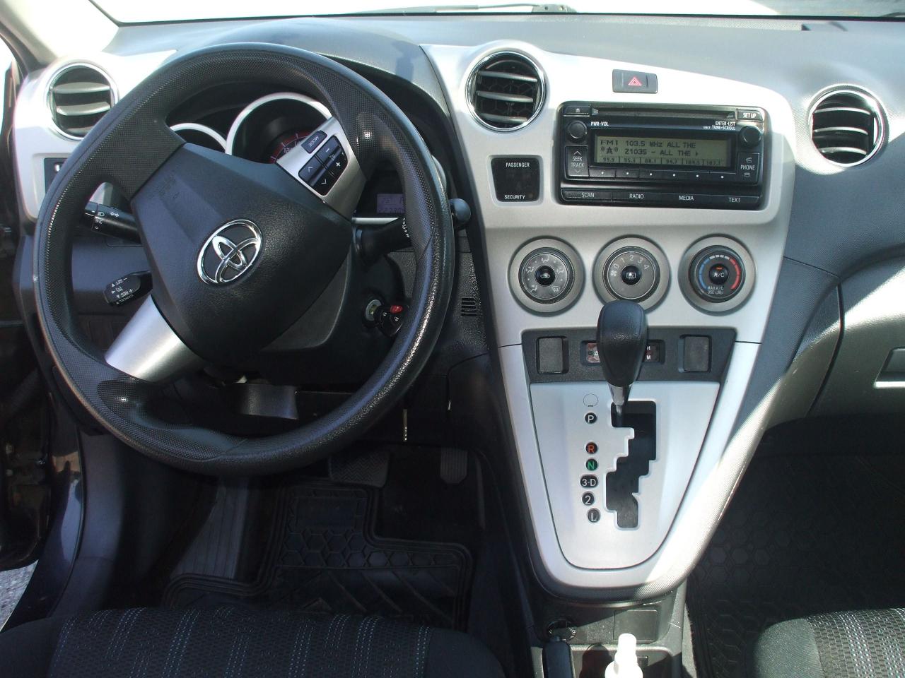 2014 Toyota Matrix Auto,Ice Cold A/C,Certified,Aux,Bluetooth,Key Less - Photo #9