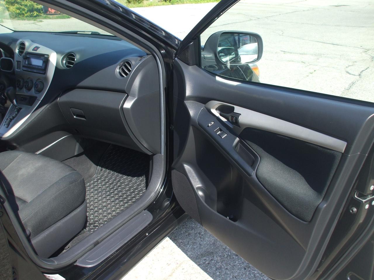 2014 Toyota Matrix Auto,Ice Cold A/C,Certified,Aux,Bluetooth,Key Less - Photo #12