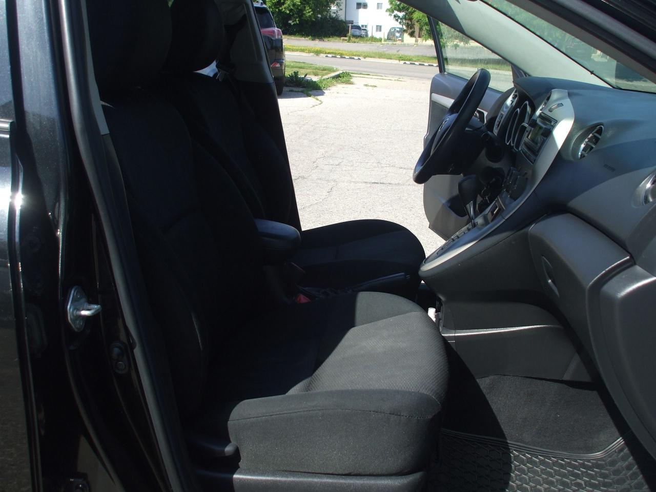 2014 Toyota Matrix Auto,Ice Cold A/C,Certified,Aux,Bluetooth,Key Less - Photo #13