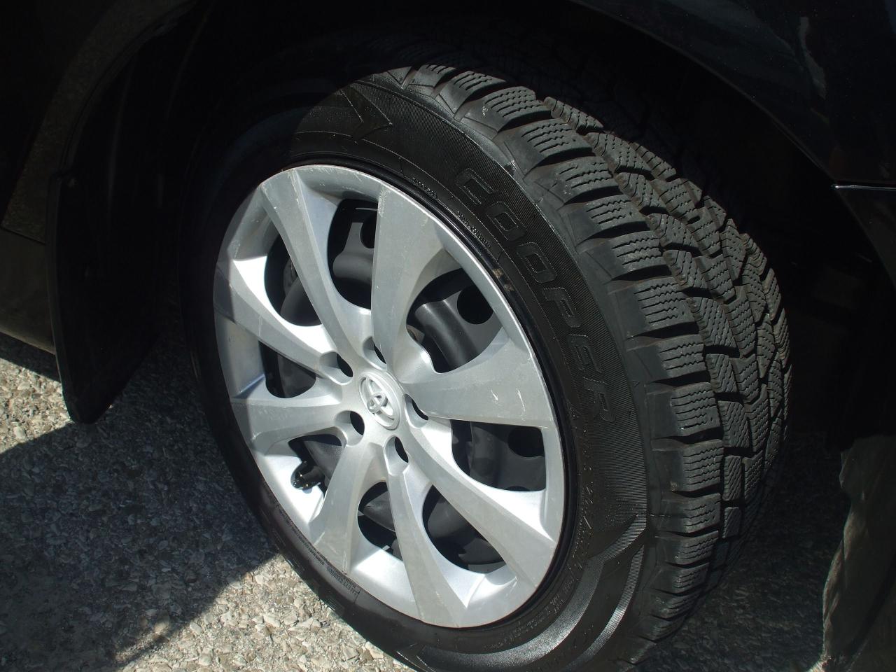 2014 Toyota Matrix Auto,Ice Cold A/C,Certified,Aux,Bluetooth,Key Less - Photo #24