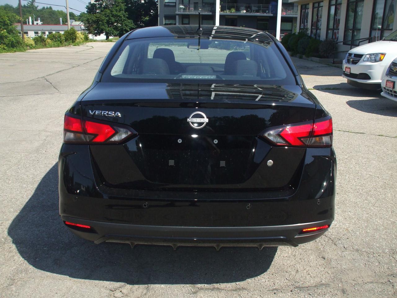 2024 Nissan Versa Auto,A/C,Certified,Power,Group,Super Low Km's,Fogs - Photo #4