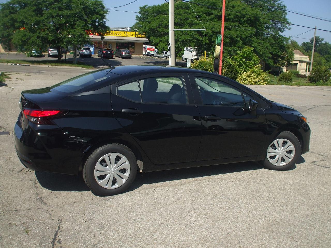 2024 Nissan Versa Auto,A/C,Certified,Power,Group,Super Low Km's,Fogs - Photo #6