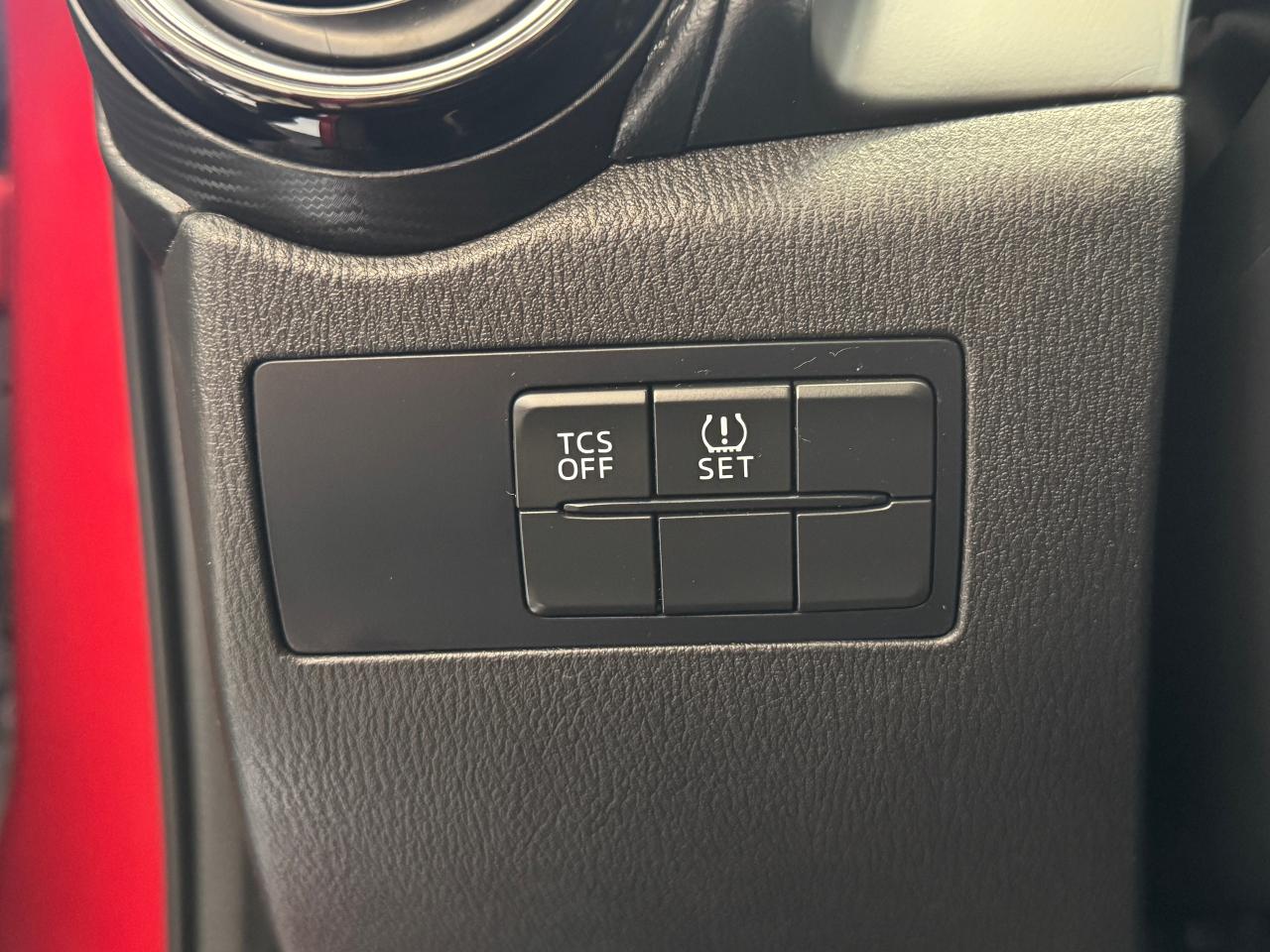 2016 Mazda CX-3 AWD GT+HUD+BOSE Sound+Camera+CLEAN CARFAX - Photo #48