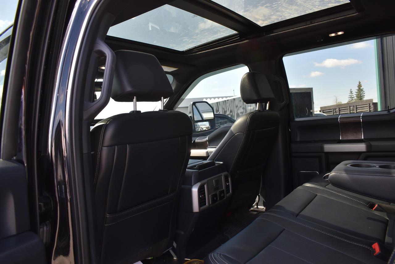 2022 Ford SUPER DUTY F-350 SRW LARIAT 6.7L POWERSTROKE - Photo #32