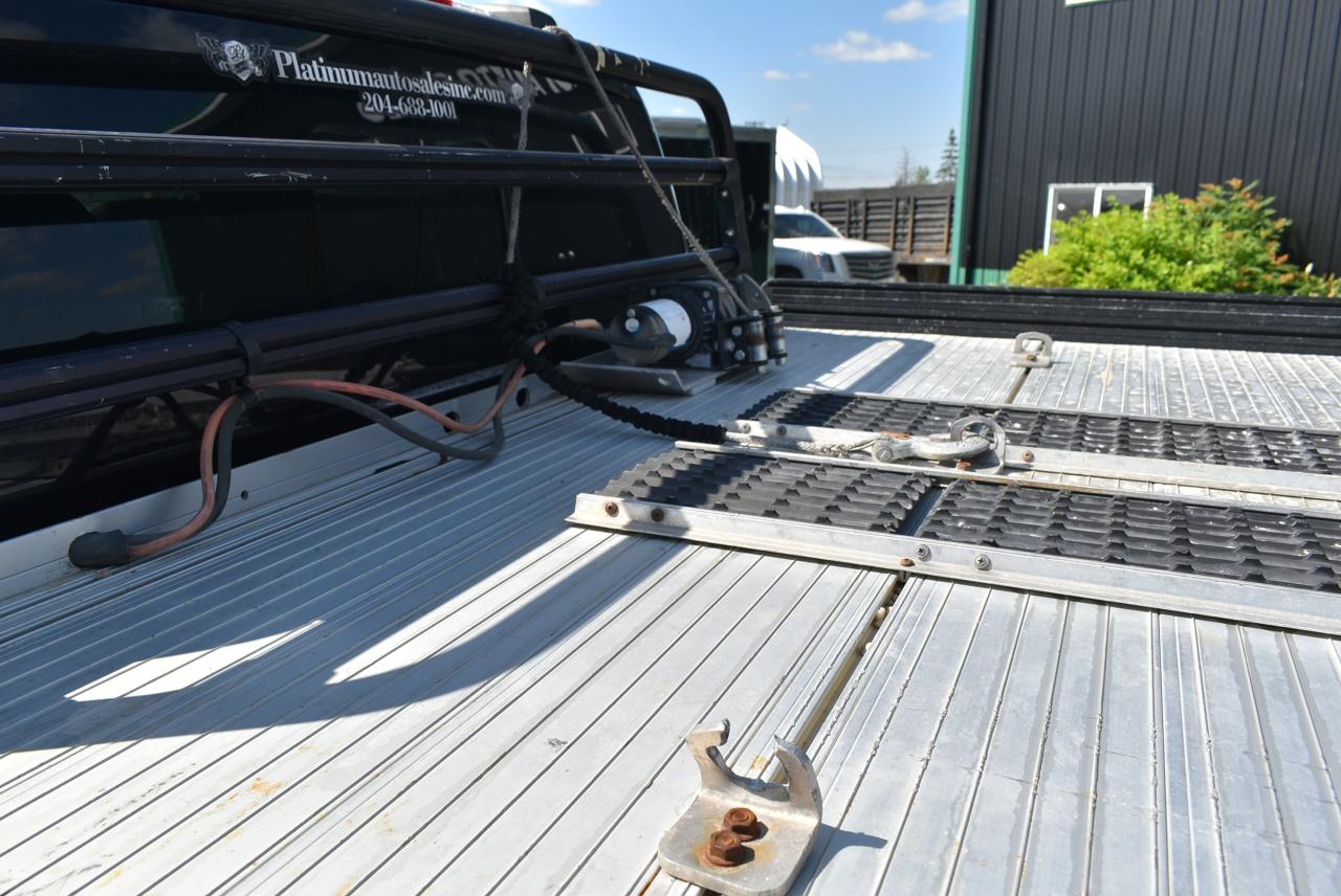 2022 Ford SUPER DUTY F-350 SRW LARIAT 6.7L POWERSTROKE - Photo #41