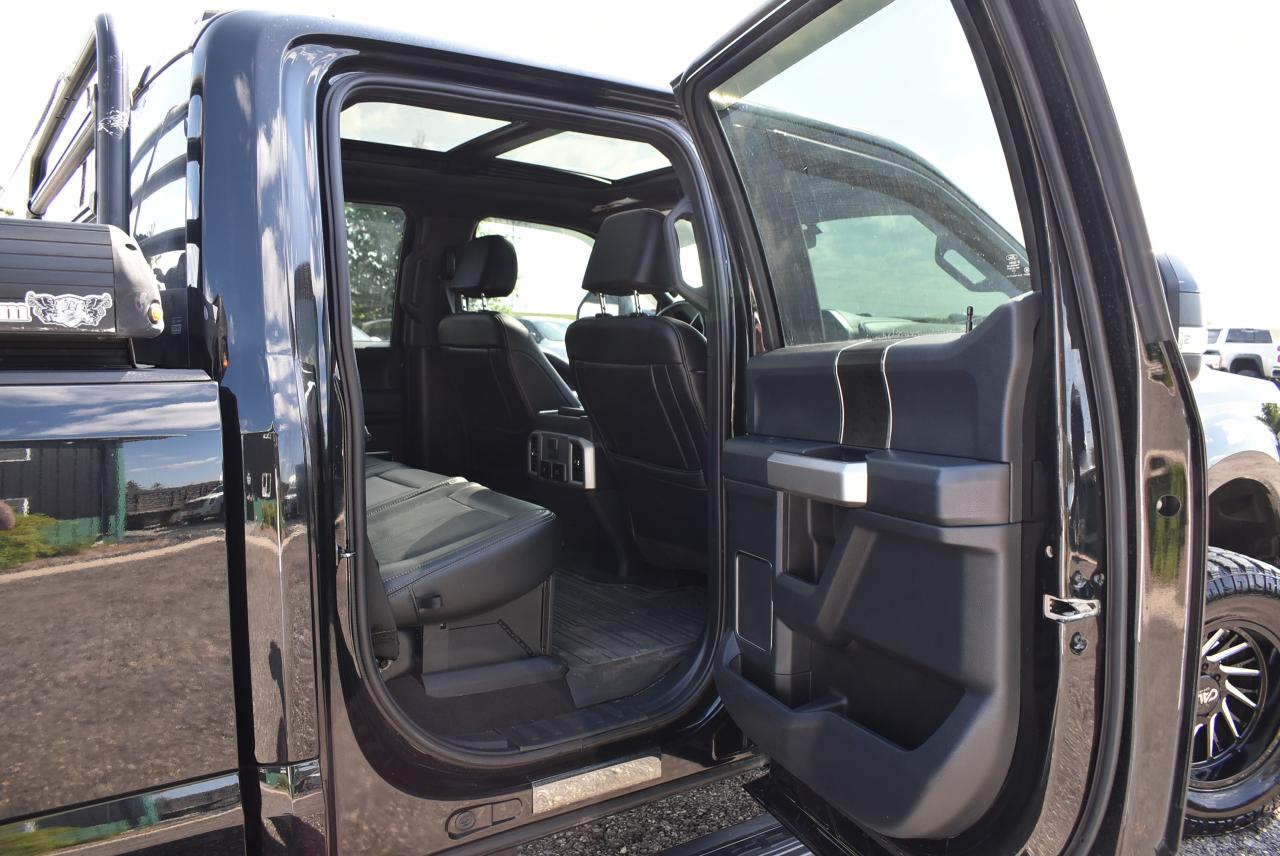 2022 Ford SUPER DUTY F-350 SRW LARIAT 6.7L POWERSTROKE - Photo #38