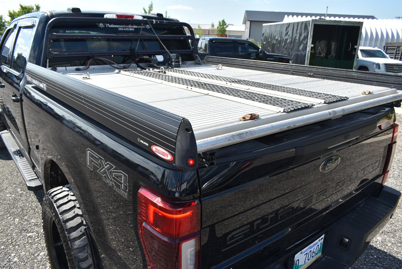 2022 Ford SUPER DUTY F-350 SRW LARIAT 6.7L POWERSTROKE - Photo #22