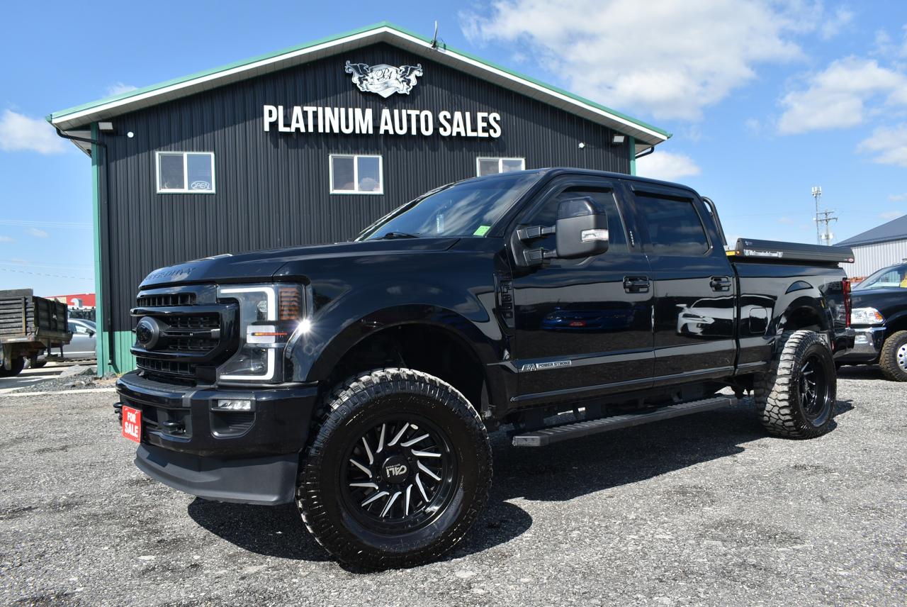 2022 Ford SUPER DUTY F-350 SRW LARIAT 6.7L POWERSTROKE - Photo #2