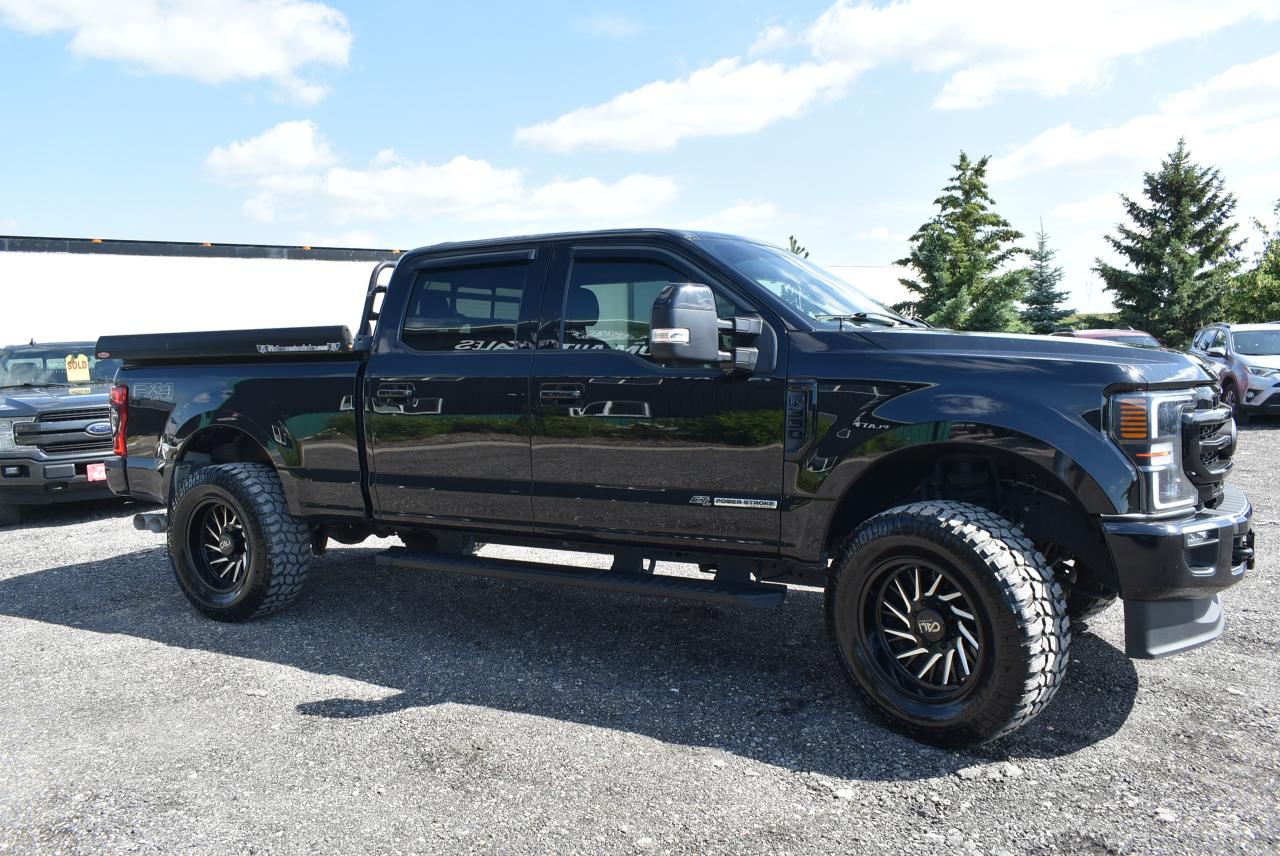 2022 Ford SUPER DUTY F-350 SRW LARIAT 6.7L POWERSTROKE - Photo #11