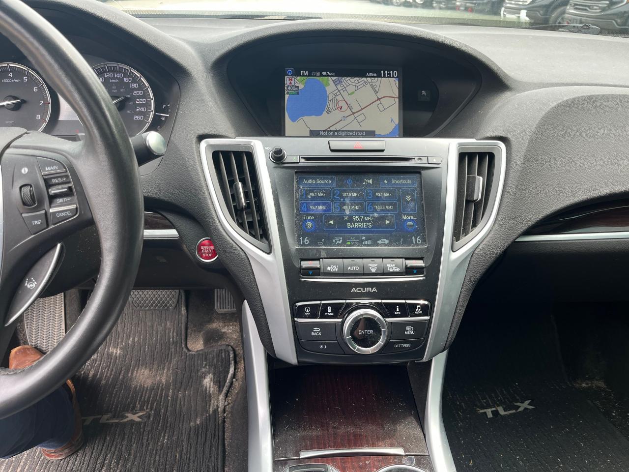 2017 Acura TLX V6 | AWD | Leather | Roof | Nav | Cam | Aero Kit++ Photo10
