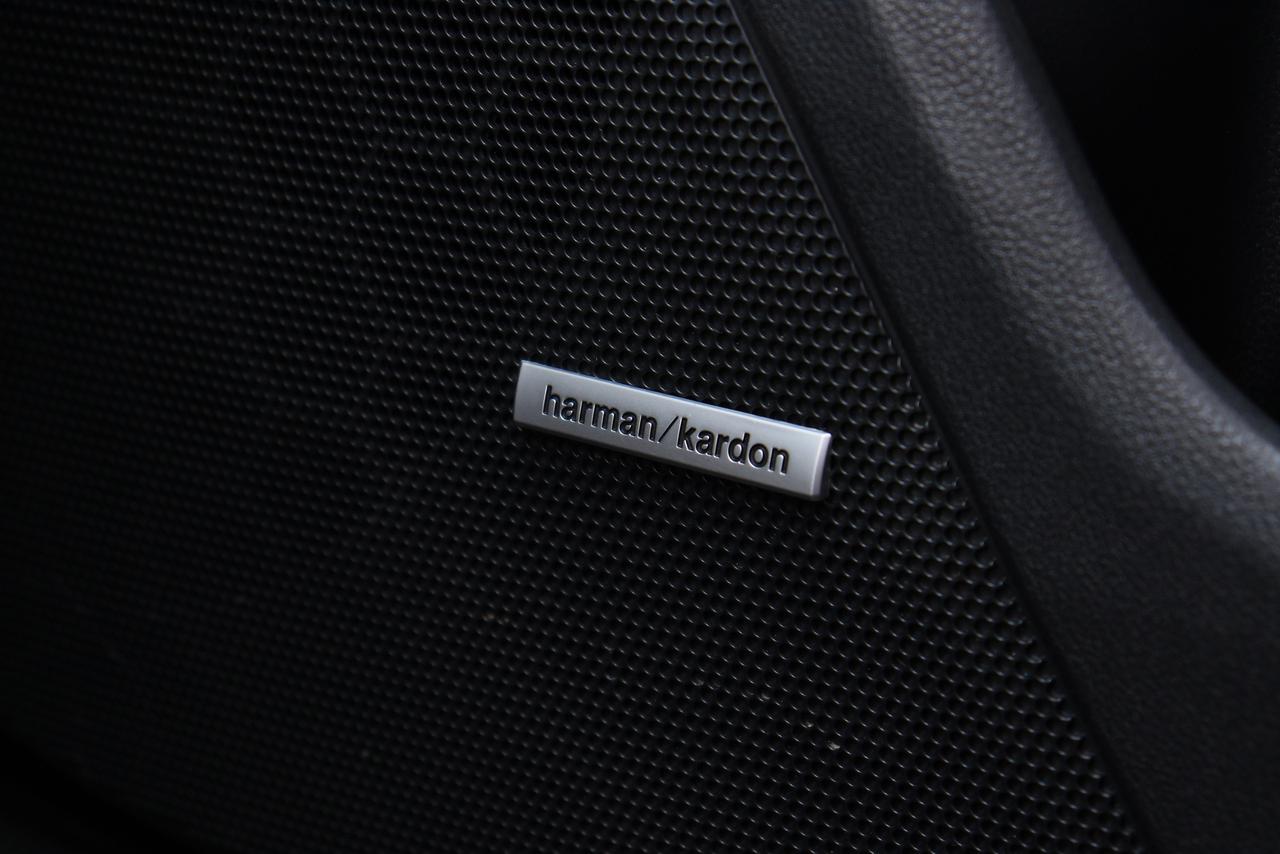 2019 Subaru Crosstrek Limited | Eyesight | Leather | Roof | Nav | Cam ++ Photo