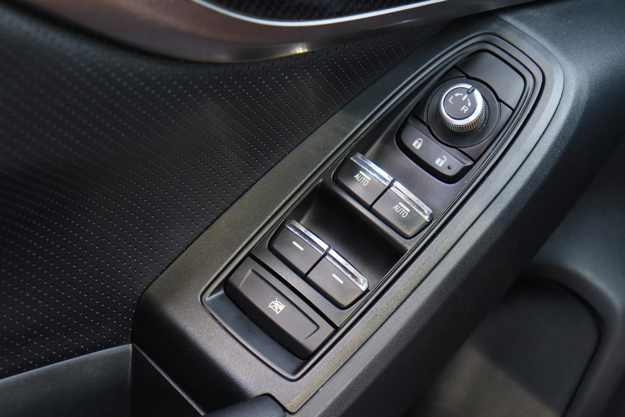 2019 Subaru Crosstrek Limited | Eyesight | Leather | Roof | Nav | Cam ++ Photo