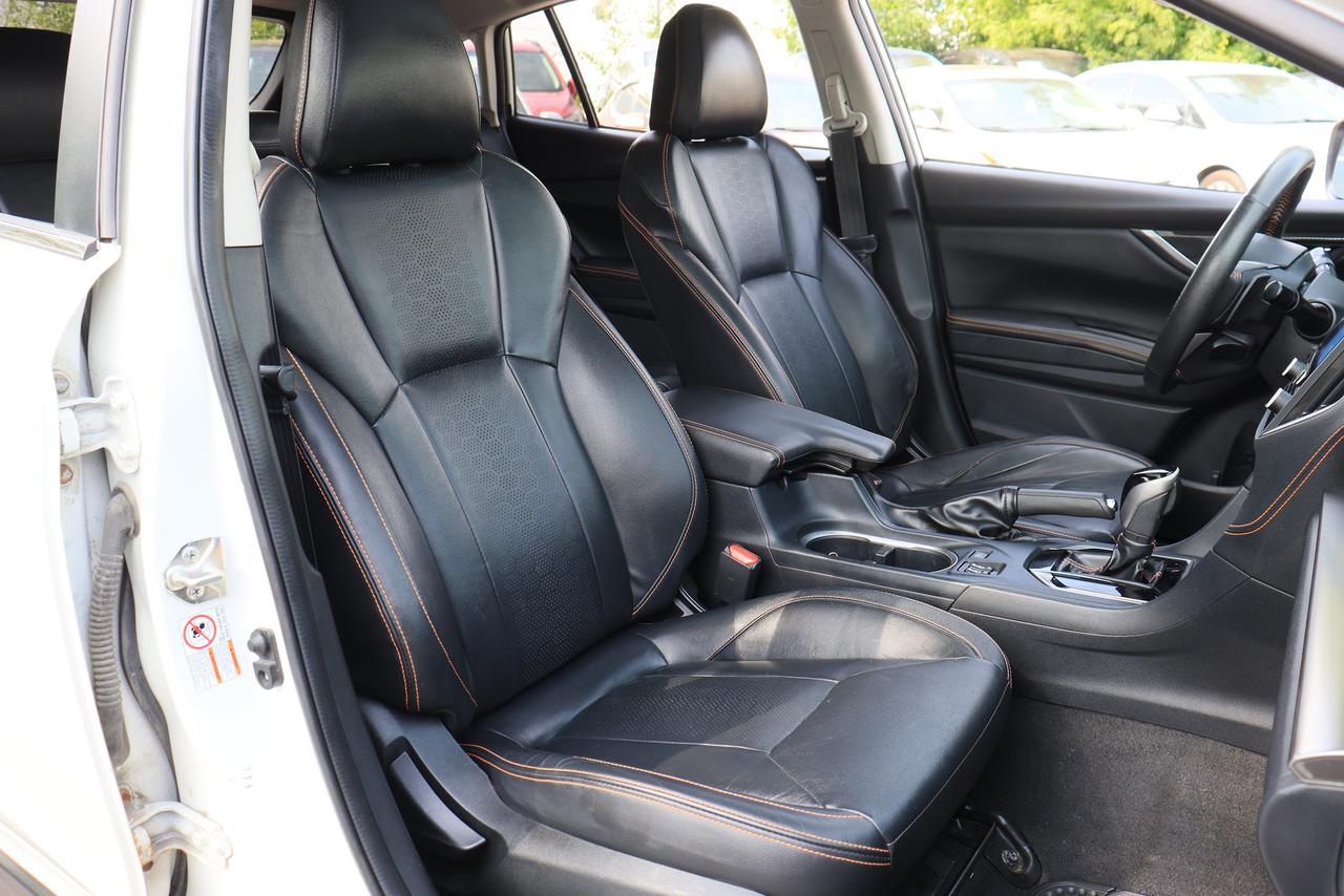 2019 Subaru Crosstrek Limited | Eyesight | Leather | Roof | Nav | Cam ++ Photo