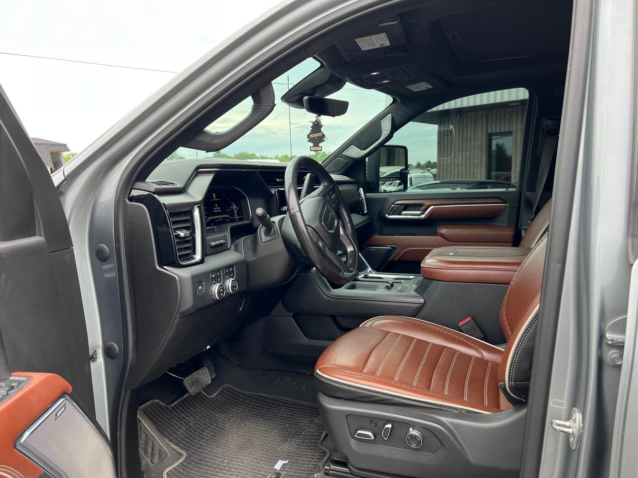 2024 GMC Sierra 2500 Denali Ultimate - Photo #7