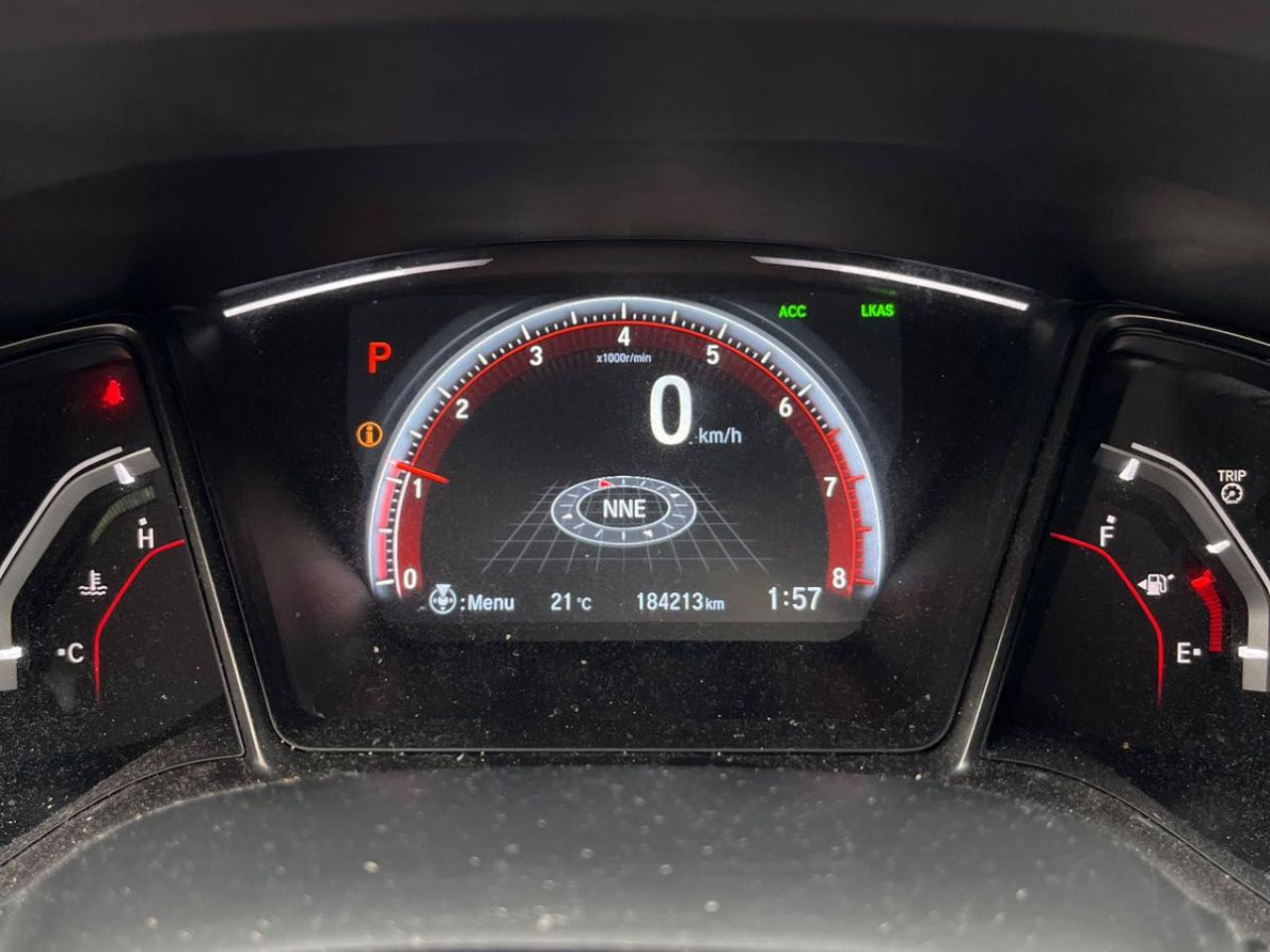 2018 Honda Civic Sport Touring | Auto | Leather | Roof | Nav | Cam Photo9