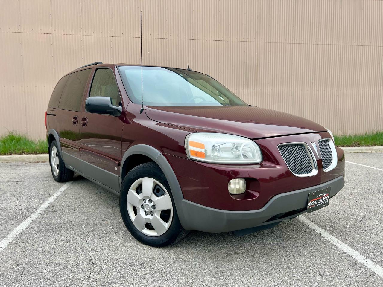 2009 Pontiac Montana w/1SB - Photo #2