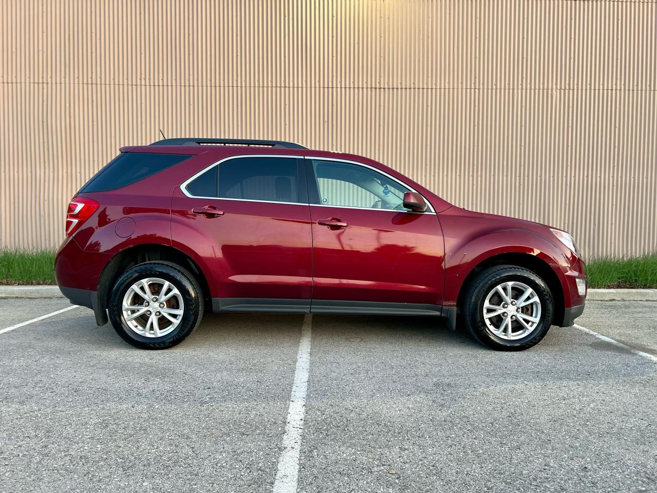 2016 Chevrolet Equinox LT - Photo #6