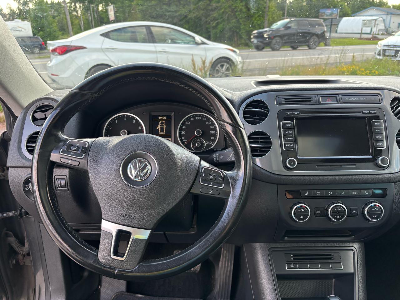 2015 Volkswagen Tiguan Highline - Photo #11