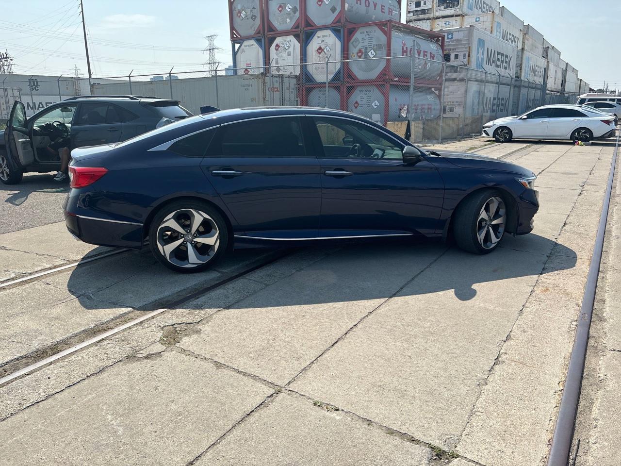 Used 2018 Honda Accord Touring 2.0 | Leather | Roof | nav | Cam & More! for sale in Oshawa, ON