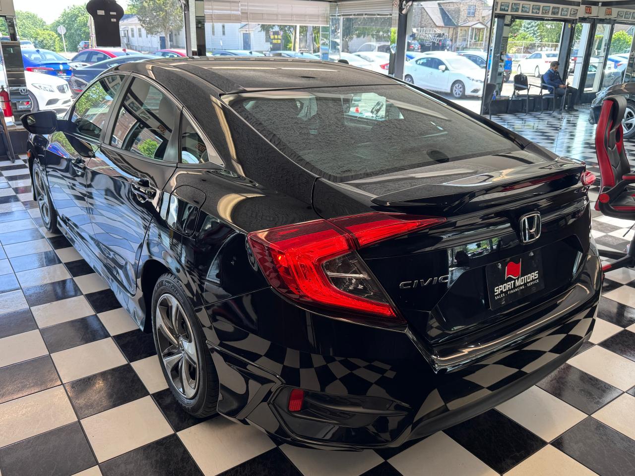 2017 Honda Civic LX+New Brakes+ApplePlay+Heated Seats+CLEAN CARFAX Photo4
