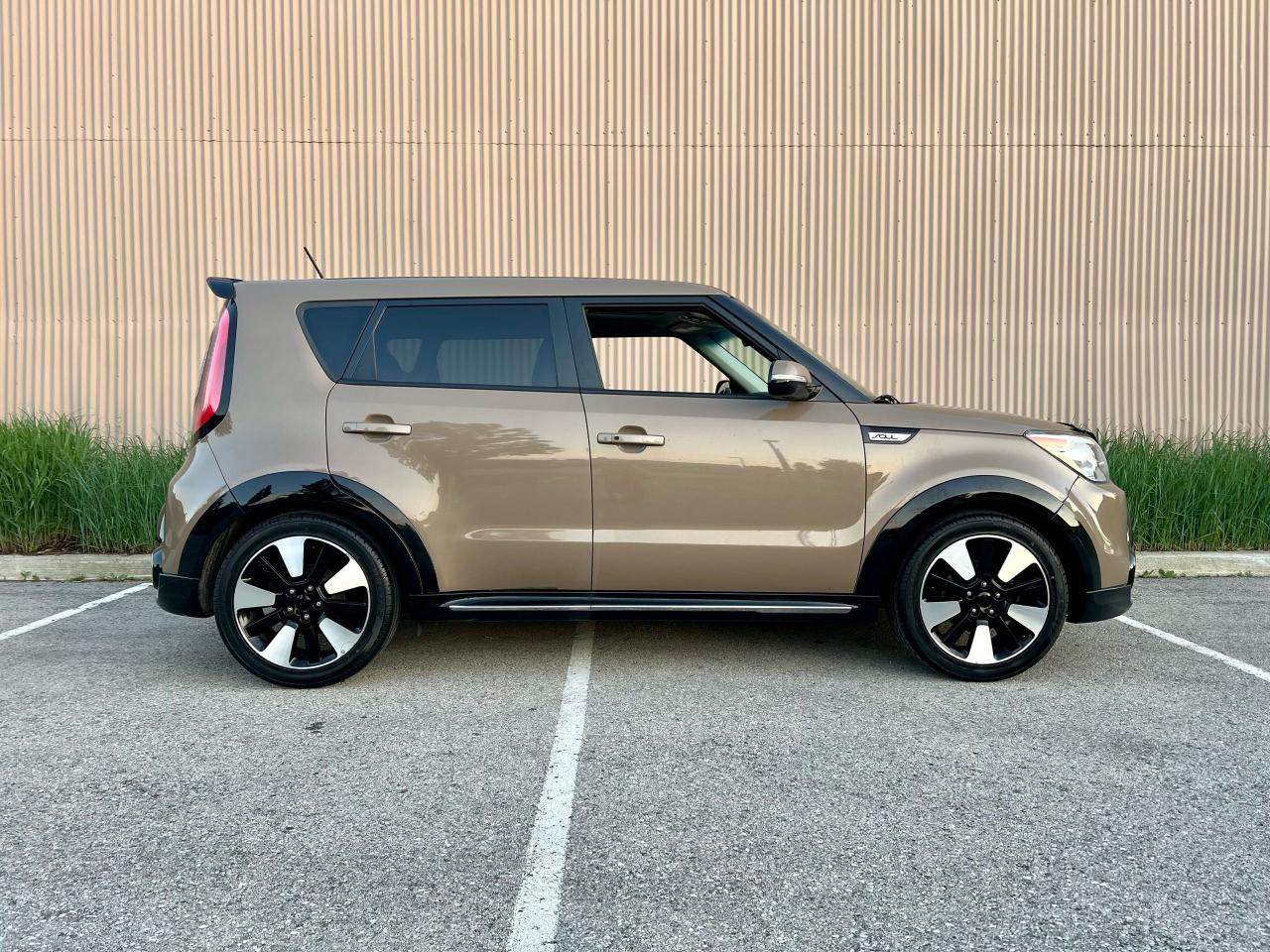 2016 Kia Soul SX Luxury - Photo #5