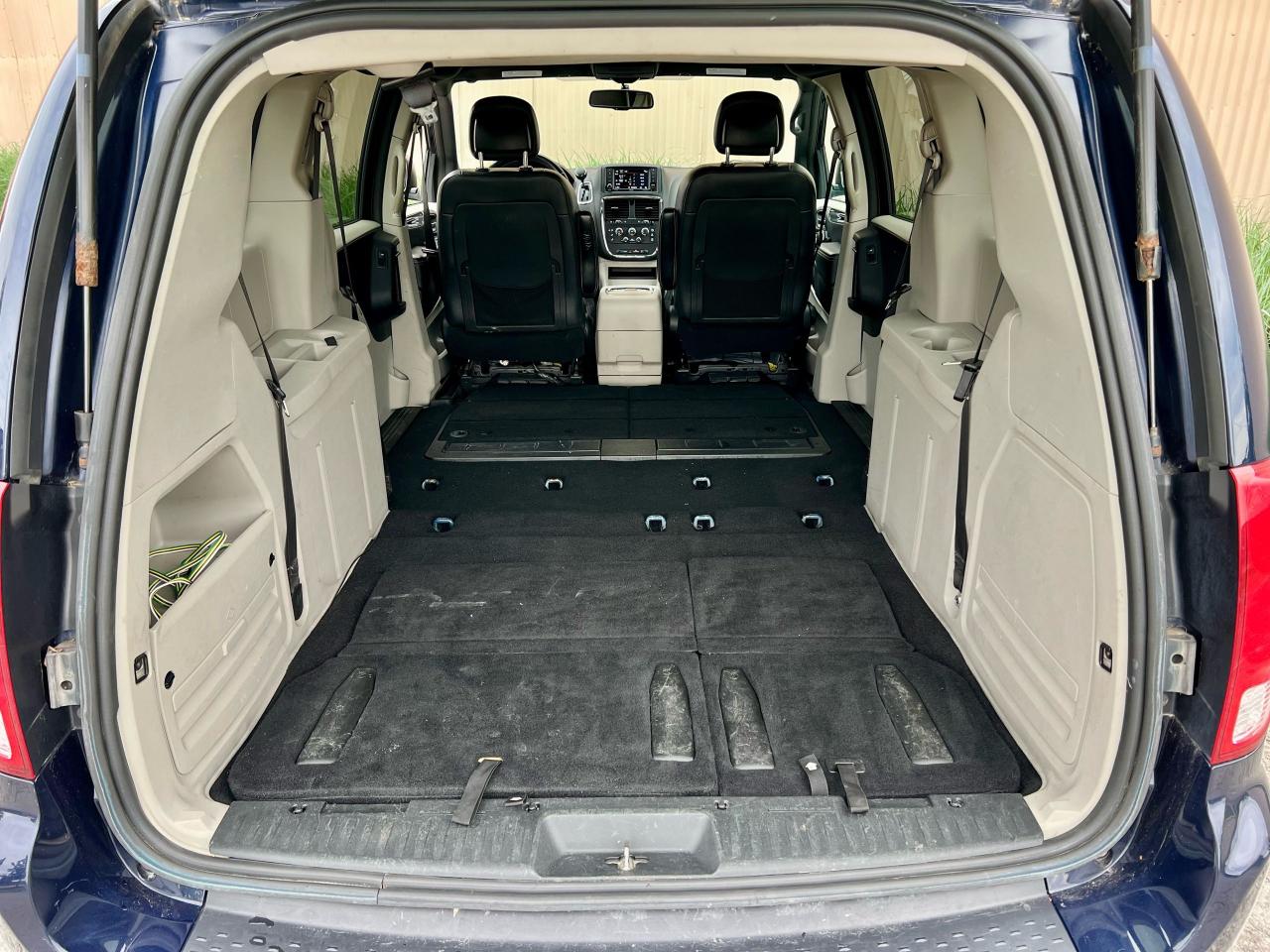 2015 Dodge Grand Caravan SXT Premium Plus - Photo #15