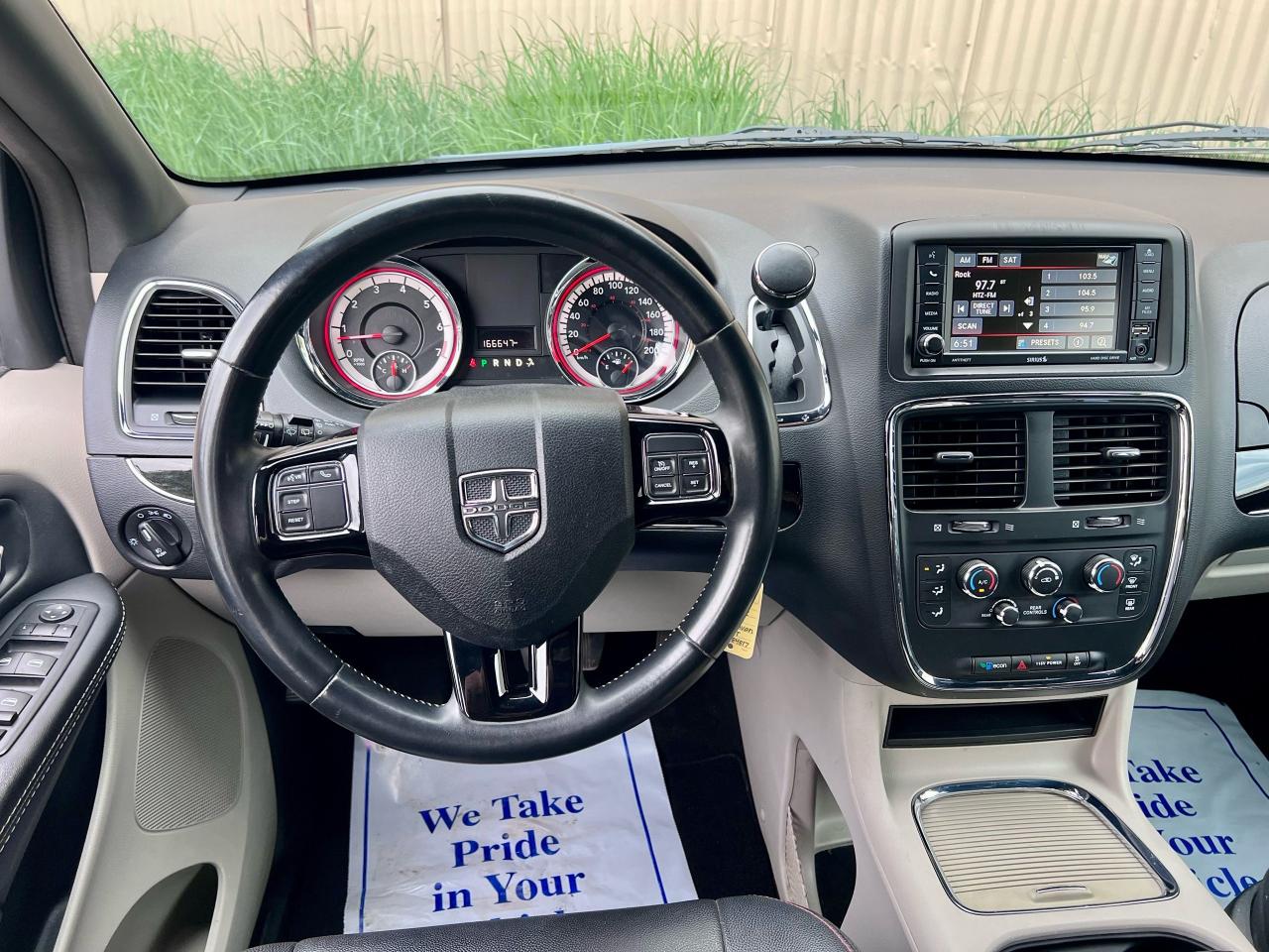 2015 Dodge Grand Caravan SXT Premium Plus - Photo #12