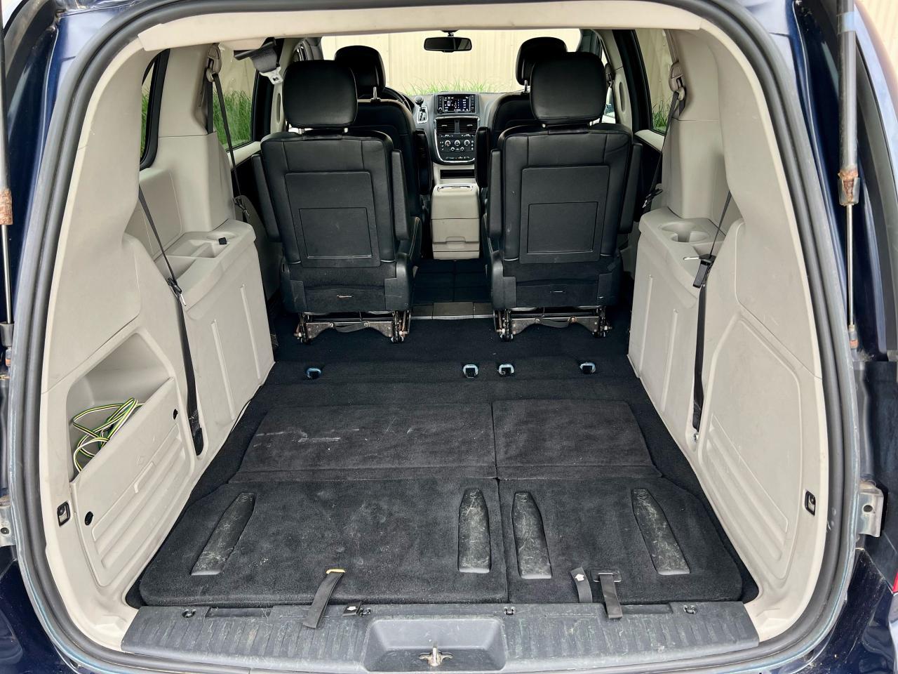 2015 Dodge Grand Caravan SXT Premium Plus - Photo #14
