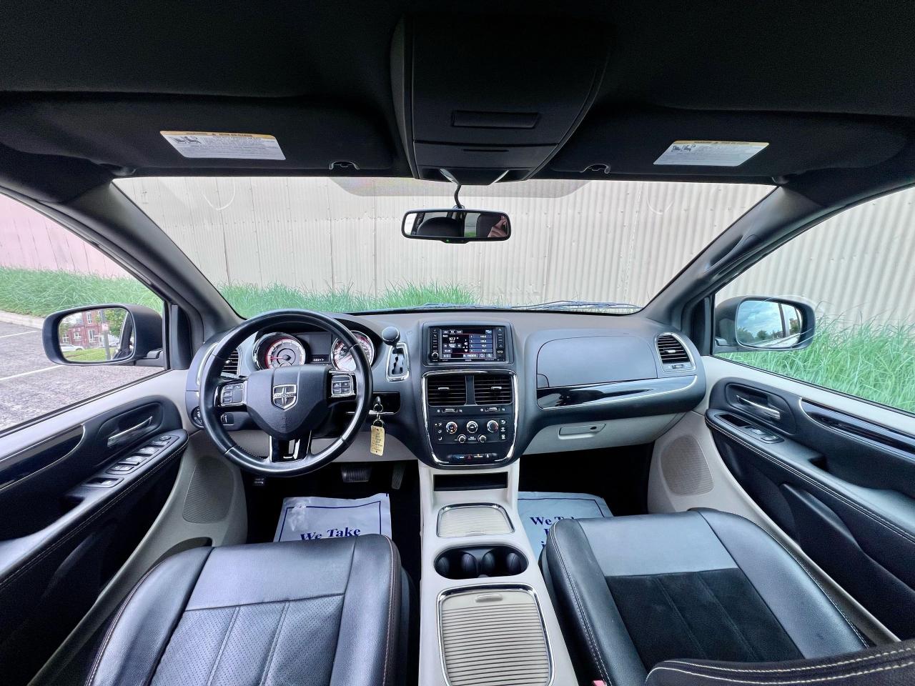 2015 Dodge Grand Caravan SXT Premium Plus - Photo #9