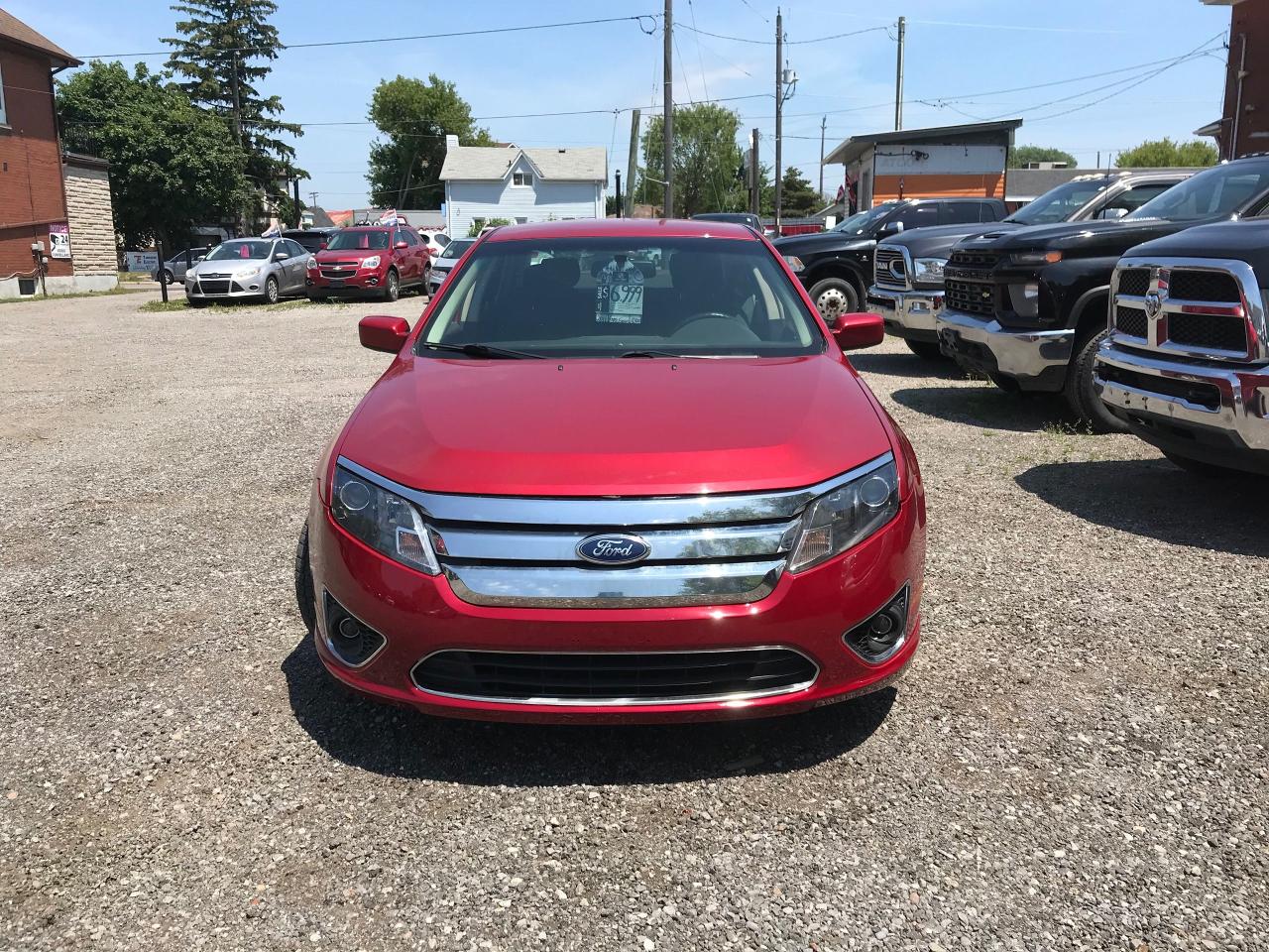 2011 Ford Fusion SEL - Photo #2