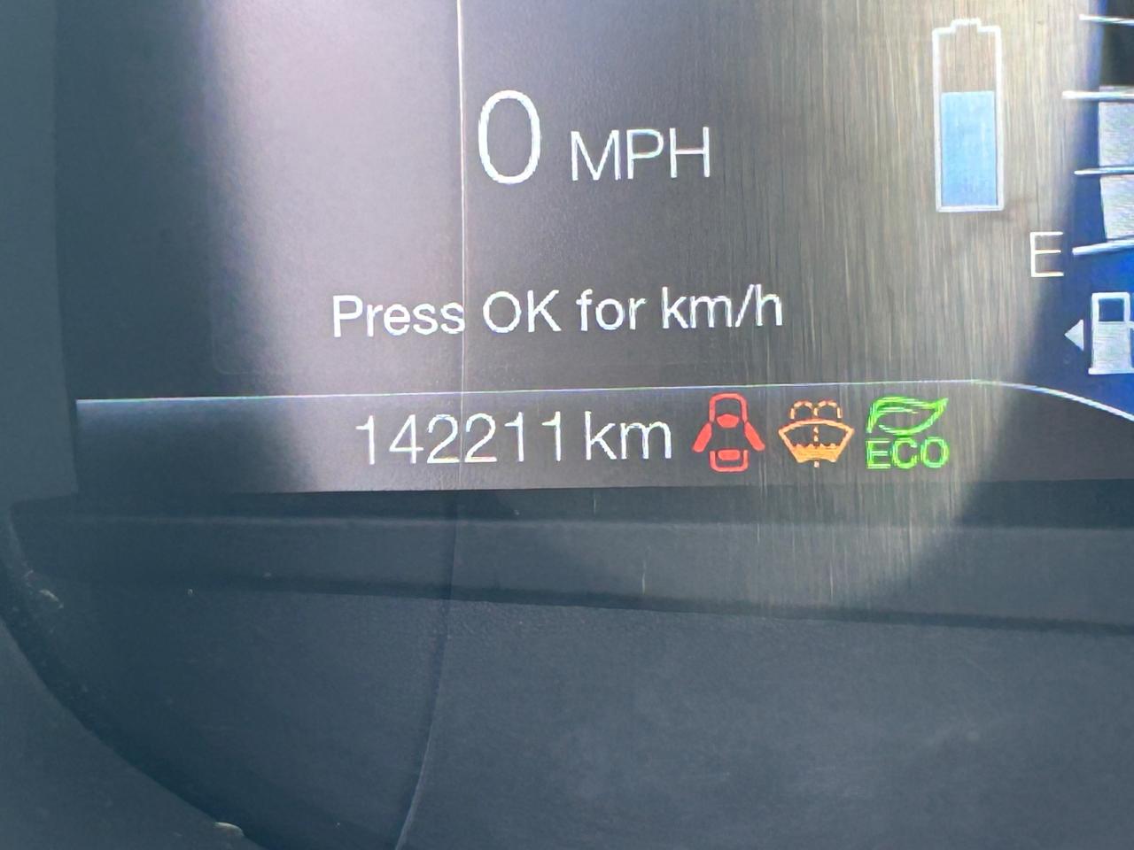 2019 Ford Fusion Hybrid Titanium - Photo #9