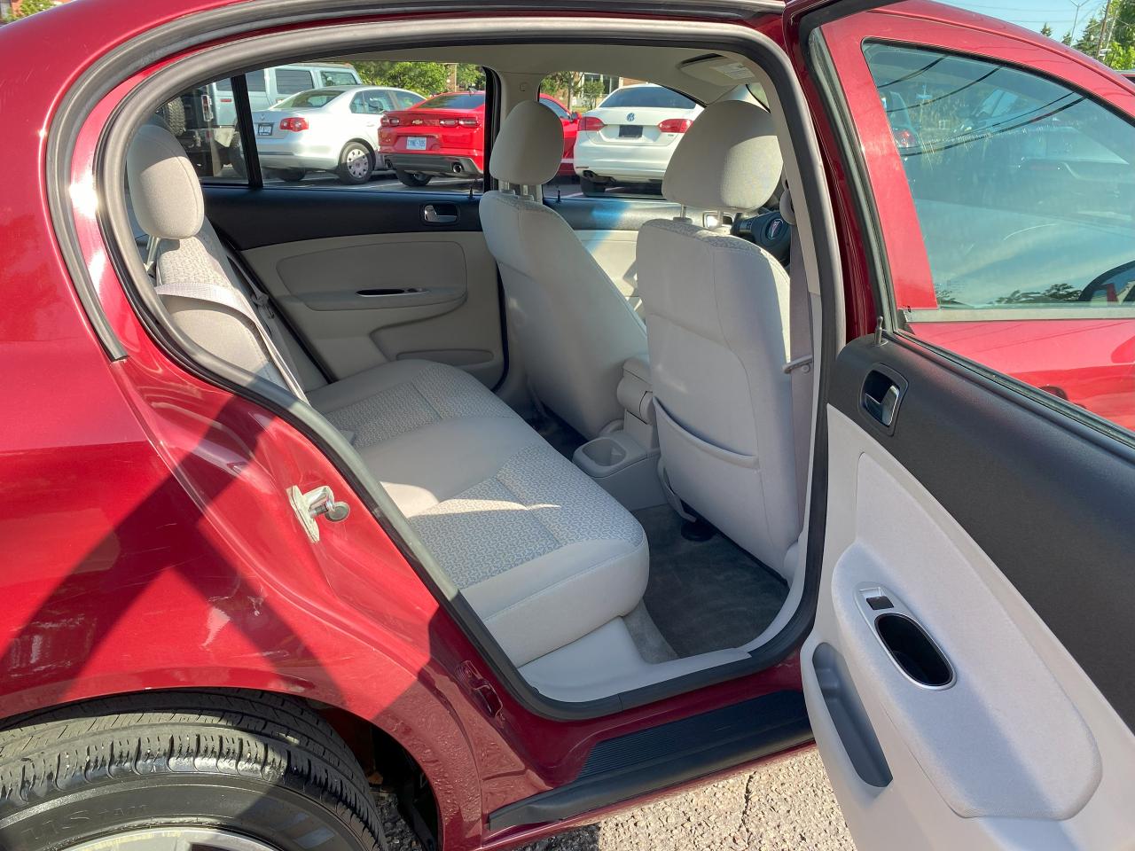 2007 Pontiac G5 4 Door/Automatic/Gas Saver/Good KM - Photo #10