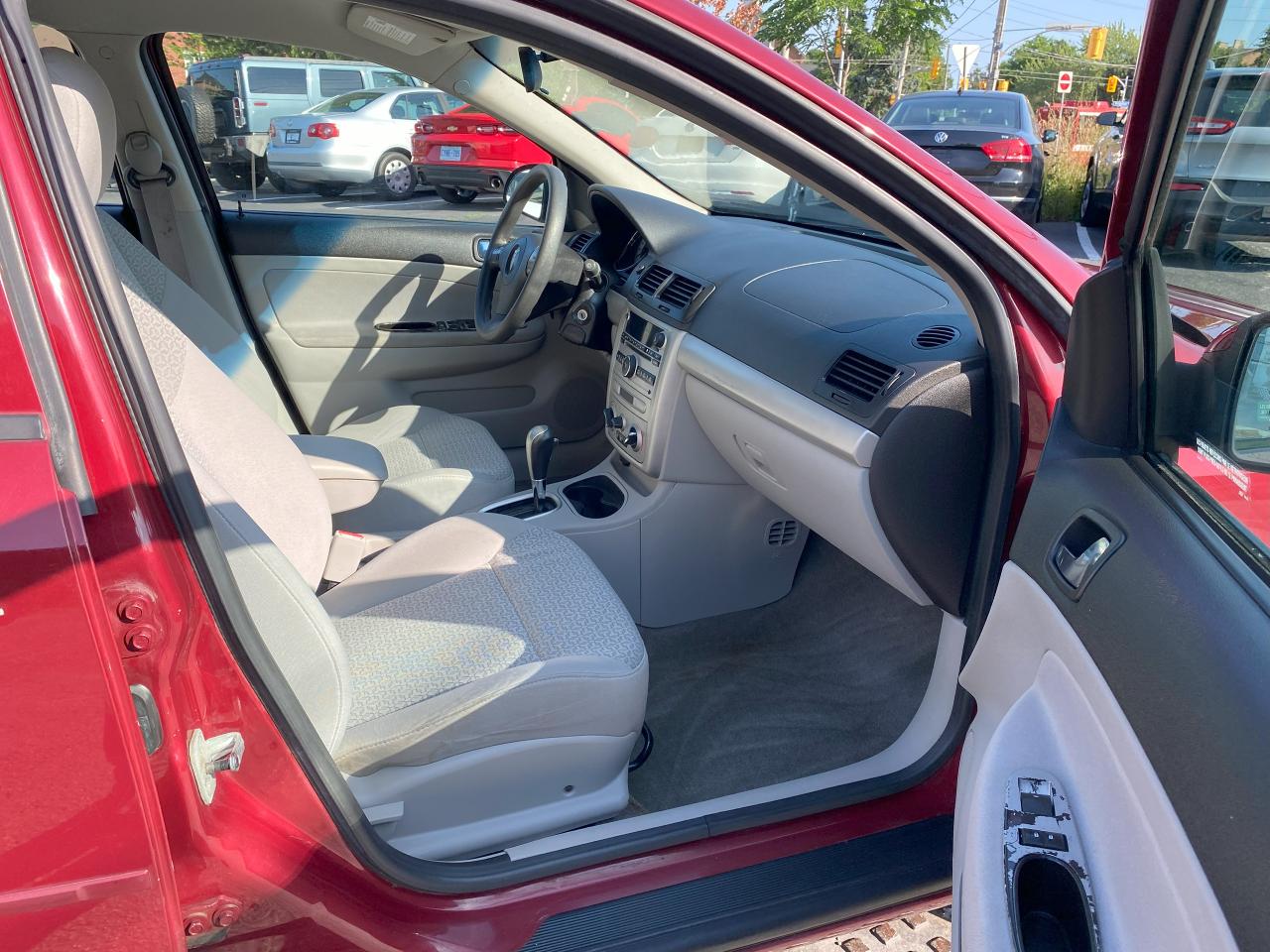 2007 Pontiac G5 4 Door/Automatic/Gas Saver/Good KM - Photo #9