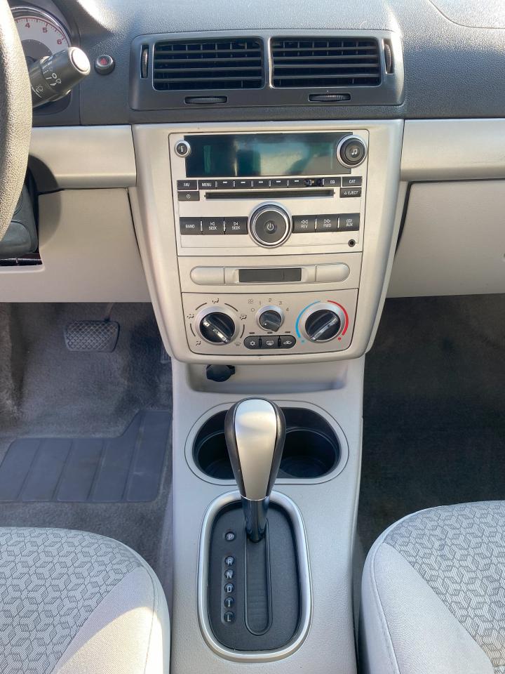 2007 Pontiac G5 4 Door/Automatic/Gas Saver/Good KM - Photo #14