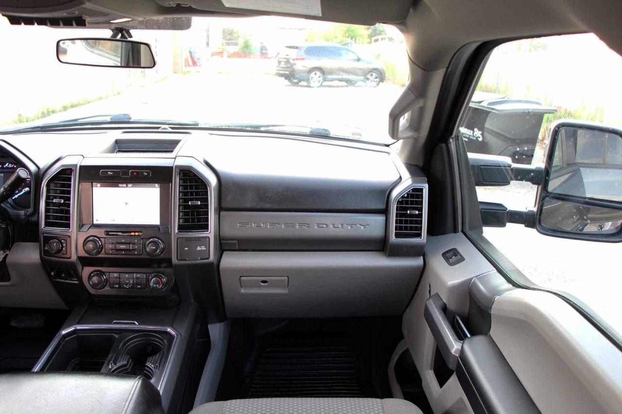 2019 Ford SUPER DUTY F-250 SRW XLT 4WD Crew Cab 8' Box - Photo #21