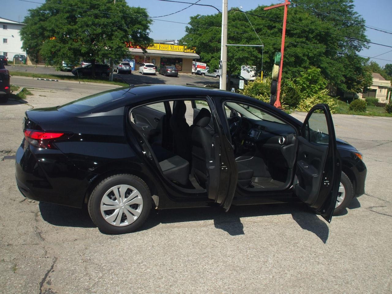 2024 Nissan Versa Auto,A/C,Certified,Power,Group,Super Low Km's,Fogs