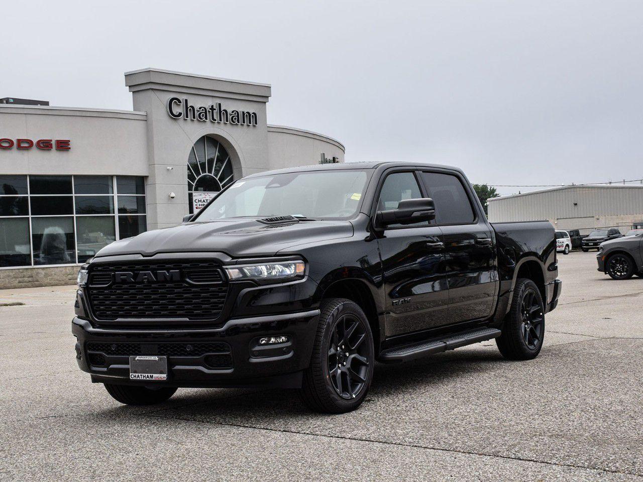 New 2025 RAM 1500 SPORT 4X4 CREW CAB 5'7