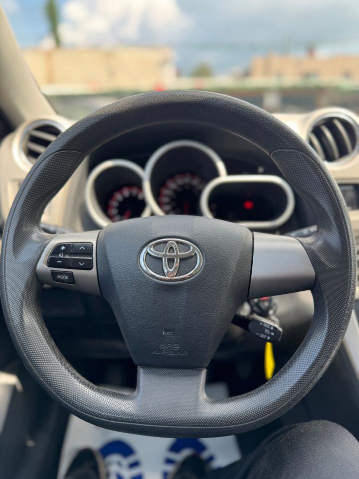 2011 Toyota Matrix Wgn Manual FWD | CERTIFIED | NO ACCIDENTS - Photo #12
