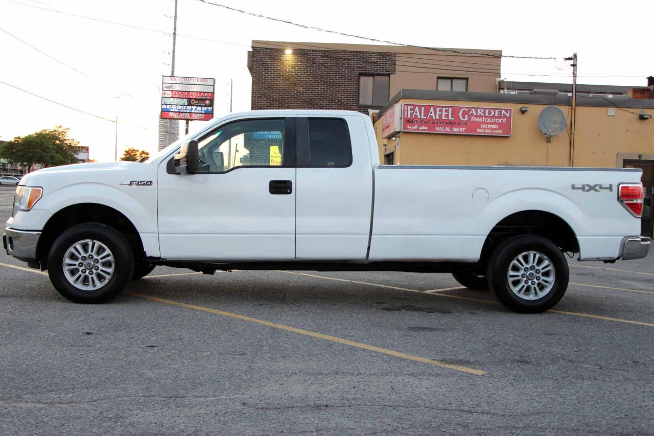 2012 Ford F-150 XLT 8FT 4X4 - Photo #2